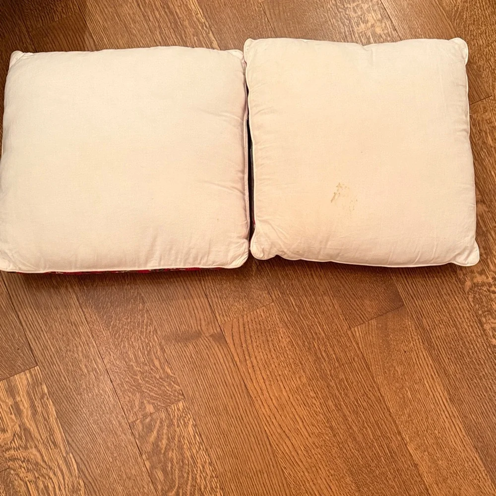 Holiday Star Pattern Pillow Set